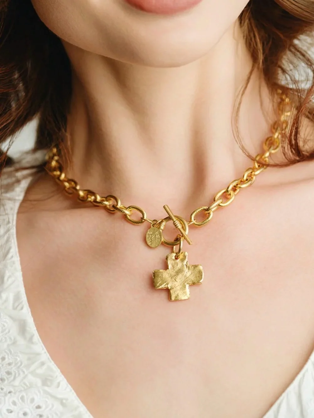 Susan Shaw NWT Cross Toggle Necklace 16 inch - Picture 2 of 5